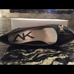 Anne Klein black wedge shoe